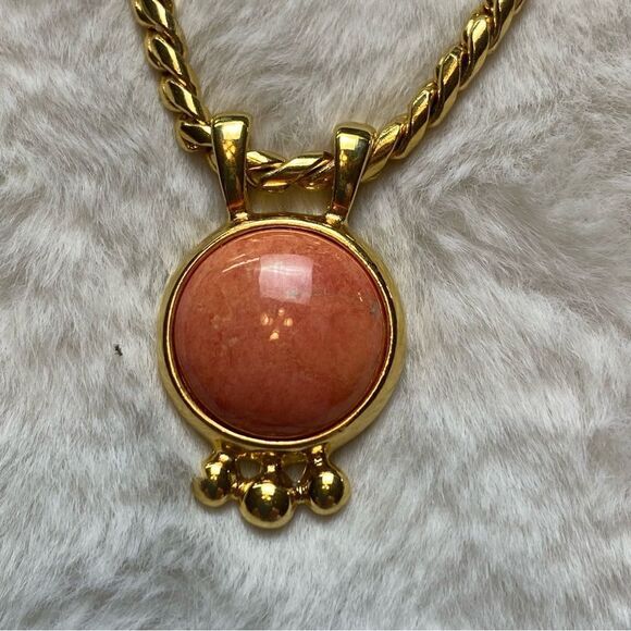 Anne Klein Gold Tone Toggle Closure Necklace W/Orange Stone Pendant - Picture 2 of 8
